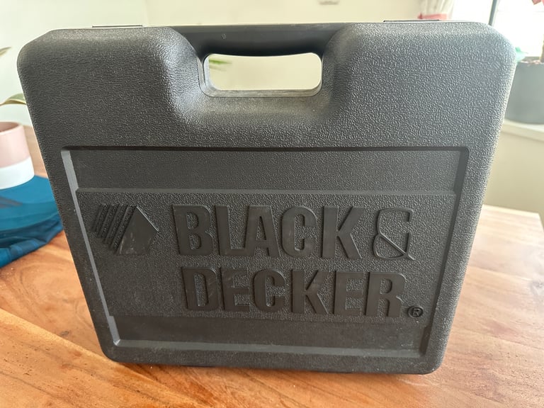 Black & Decker KC18HF drill, battery & charger, case