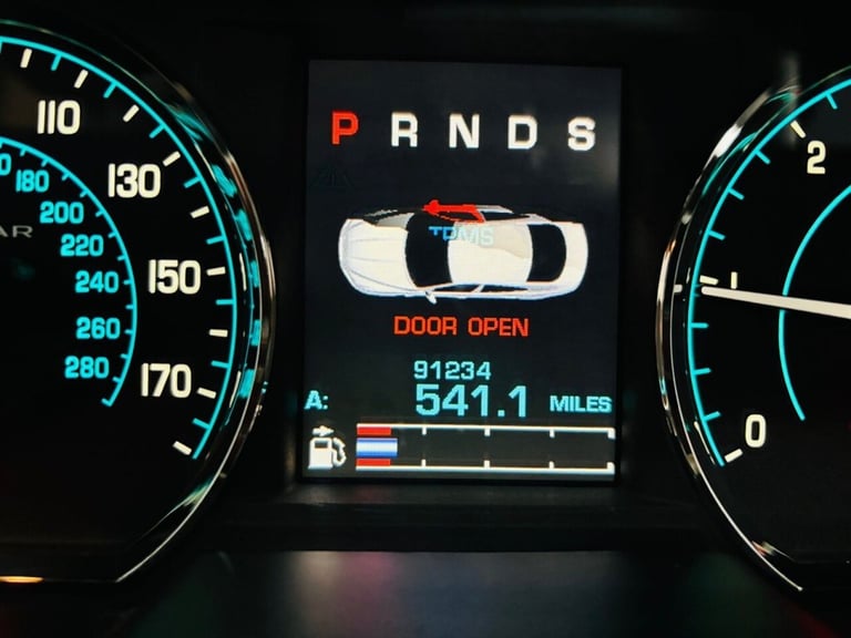 2014 Jaguar XF 2.2d [200] R-Sport 4dr Auto SALOON DIESEL Automatic