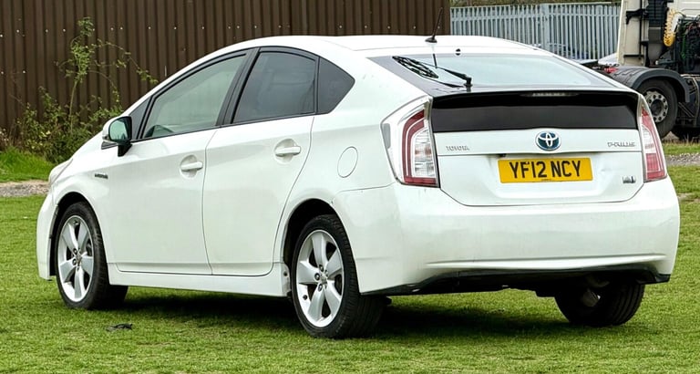 2012 Toyota Prius 1.8 VVT-h T Spirit Hatchback 5dr Petrol Hybrid CVT Euro 5 (s/s) (136 ps) HATCHB...
