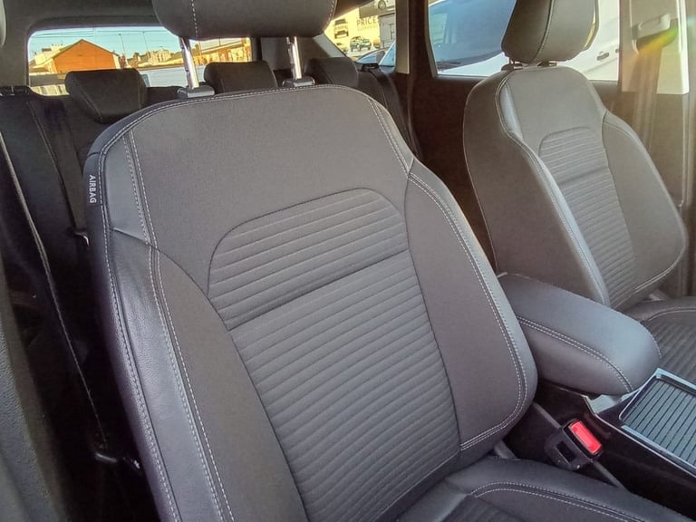 2017 Ford Kuga 2.0 TDCi Titanium SUV 5dr Diesel Powershift AWD Euro 6 (s/s) (180 ps) HATCHBACK Di...