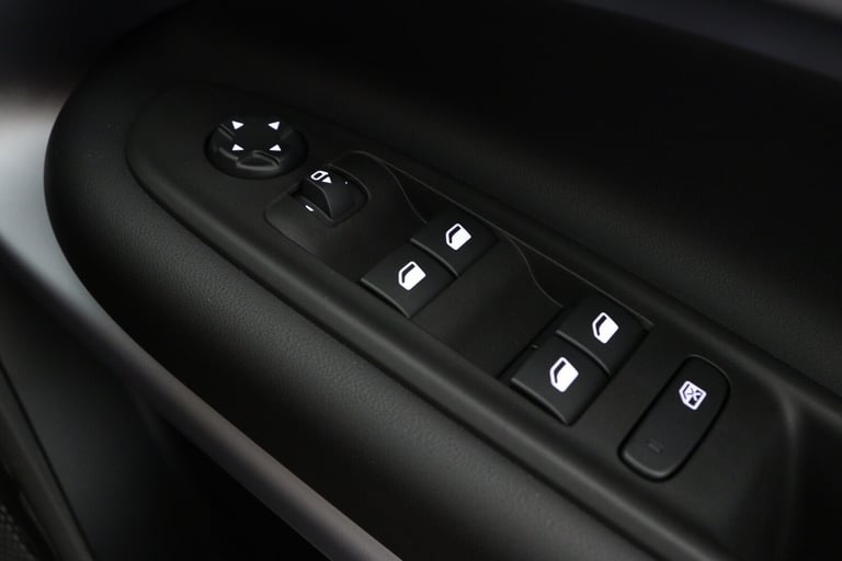 2025 Jeep Avenger 1.2 E-AWD e-Hybrid The North Face 5dr DCT Hatchback Petrol Automatic