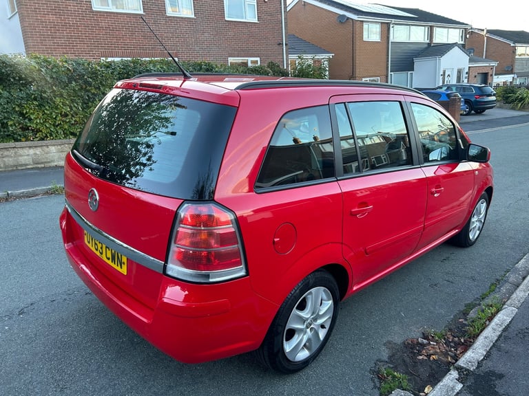 Vauxhall zafira 7 seater car 2014 63 1.6 petrol 12 months mot very clean example - Image 4