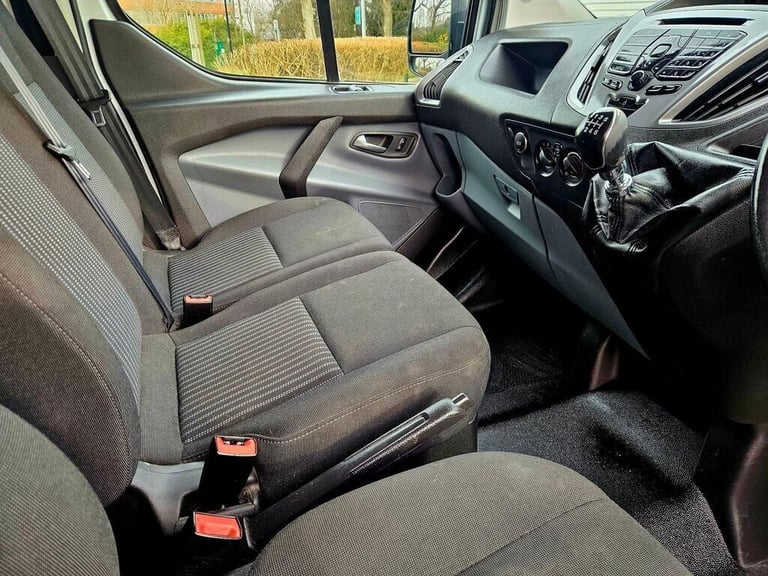 2015 Ford Transit Custom 2.2 TDCi 125ps Low Roof Trend Van PANEL VAN DIESEL Manual