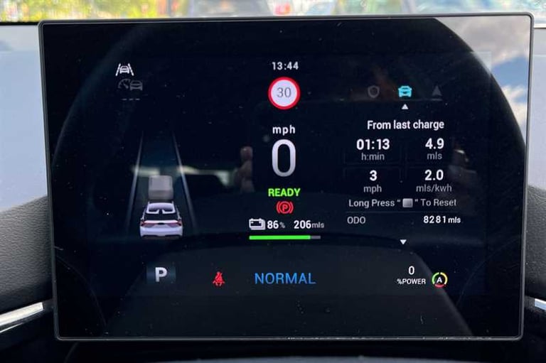 2023 MG MG4 64kWh Trophy Long Range Hatchback 5dr Electric Auto (203 ps) Hatchback Electric Autom...