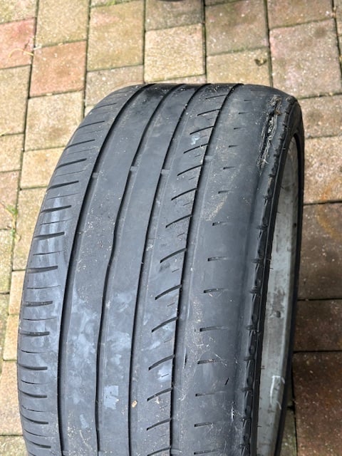 18inch BMW wheels and tyres