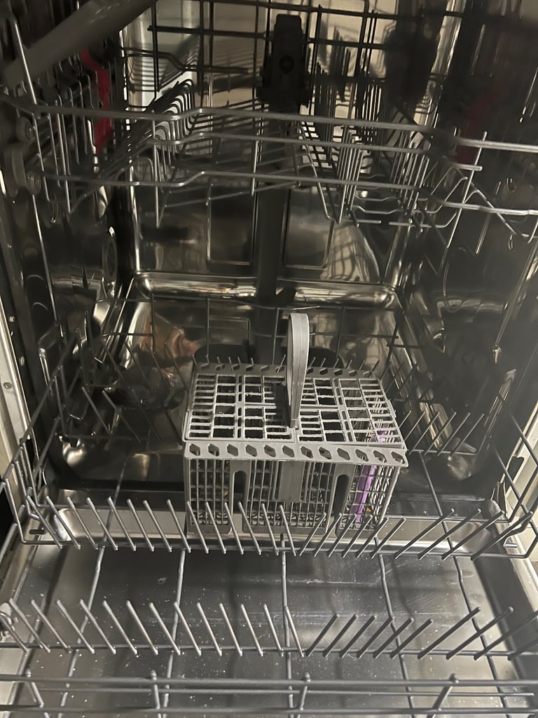 Whirlpool dishwasher 