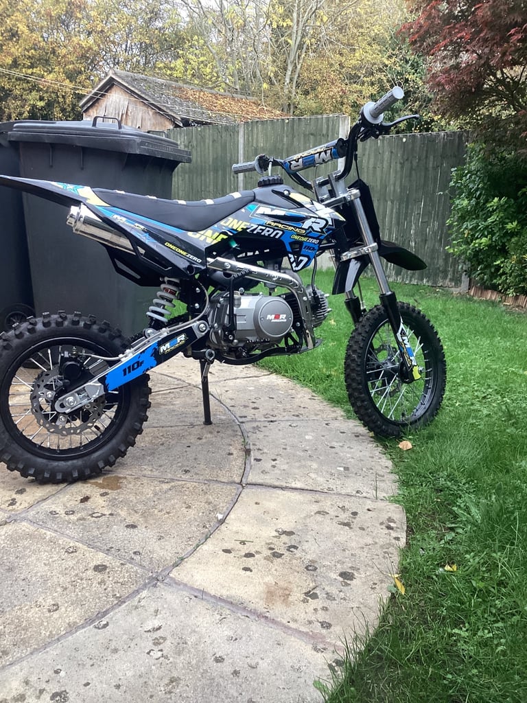 Pit bike- 	M2R Racing KX110F 110cc 14/12 76cm Blue Semi-Auto Pit Bike 2025 Model