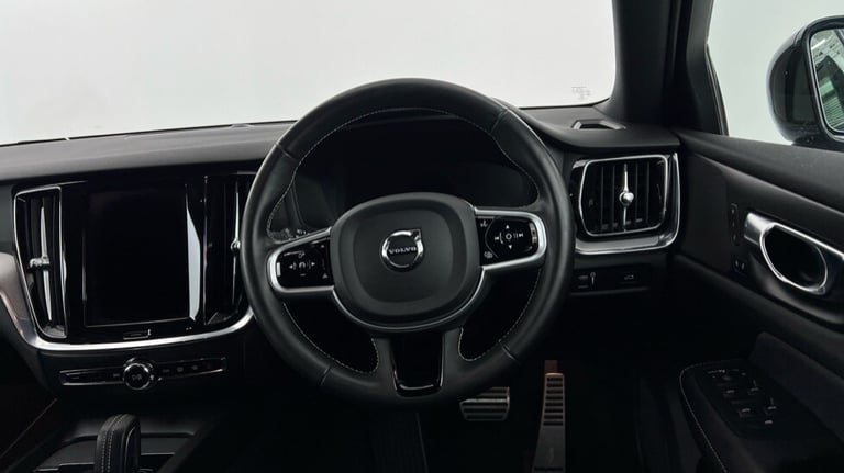 2020 Volvo V60 R-Design, B5 mild hybrid Estate Petrol Automatic