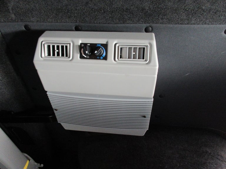 2020 Renault Master 2.3 DCi SL28 BUSINESS ENERGY SEMI AUTO QUICKSHIFT FWD SWB 125 PS WAV 5STR Mob...