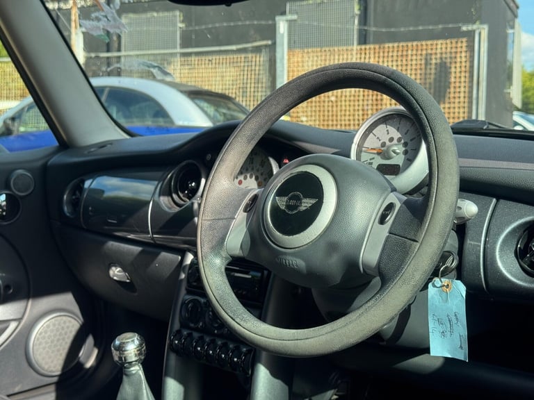 2002 MINI Hatch 1.6 One 3dr HATCHBACK PETROL Manual