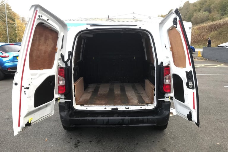  Peugeot Partner 1.5 Bluehdi 1000 Professional Standard Panel Van 5dr Diesel