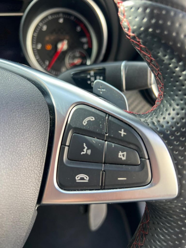 MERCEDES-BENZ A CLASS 2.1 A200d AMG Line (Premium) 7G-DCT Euro 6 (s/s) 5dr 2016