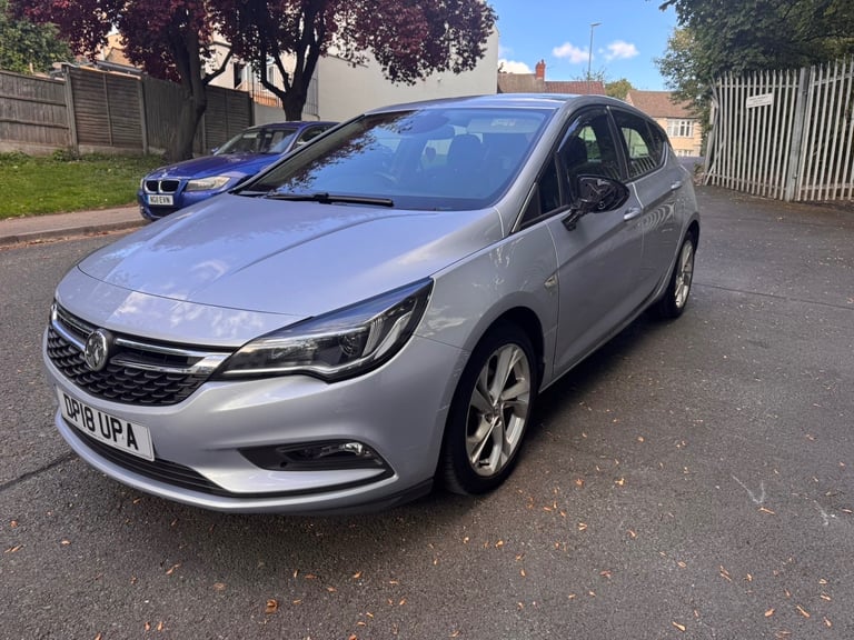 Vauxhall, ASTRA, SRI, Hatchback, 2018, Manual, 999 (cc), 5 doors