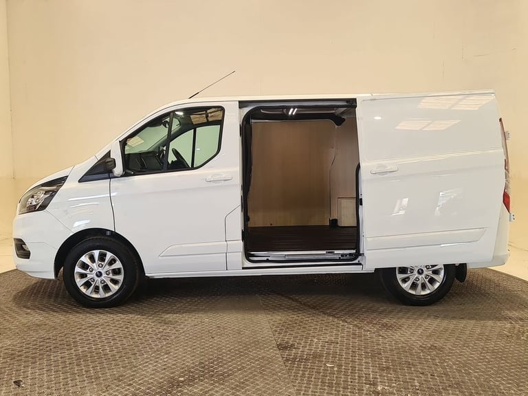 FORD TRANSIT CUSTOM 2.0 300 ECOBLUE LIMITED P/V L1 H1 170 BHP SWB DIESEL