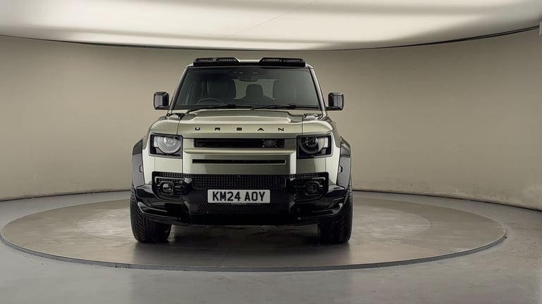 2024 Land Rover Defender 3.0 D300 X-Dynamic HSE 90 3dr Auto ESTATE DIESEL Automatic