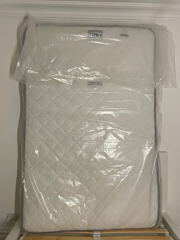 BEDZONLINE Matress 120cm / 4ft - Brand new in original packaging