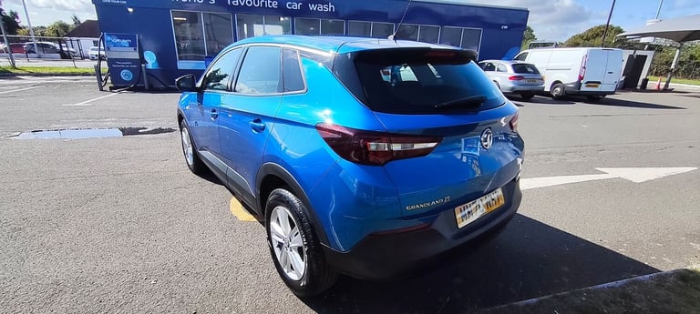 2020 Vauxhall Grandland X 1.2L SE Premium T SUV 5dr Petrol Manual Euro 6 (128 bhp) SUV Petrol Manual