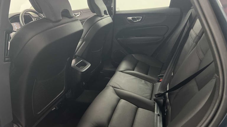 2019 Volvo XC60 D4 Momentum Pro Automatic SUV Diesel Automatic