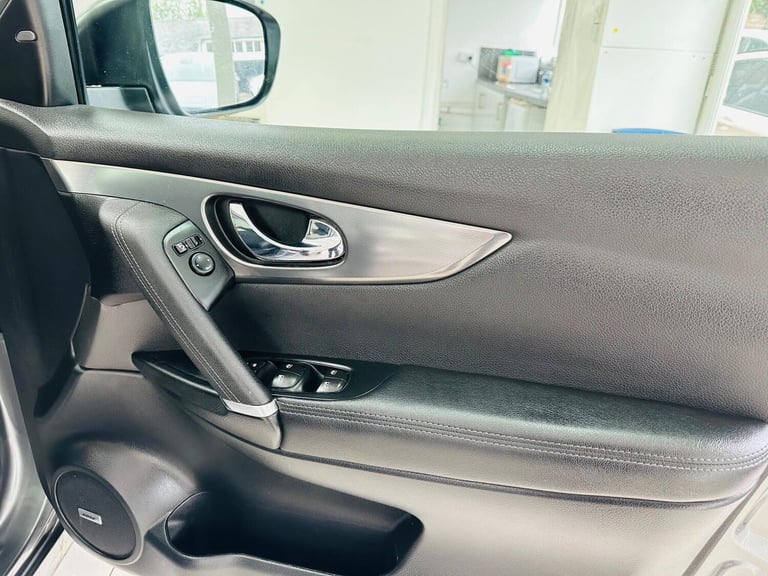 2018 Nissan Qashqai 1.5 dCi Tekna 5dr HATCHBACK DIESEL Manual
