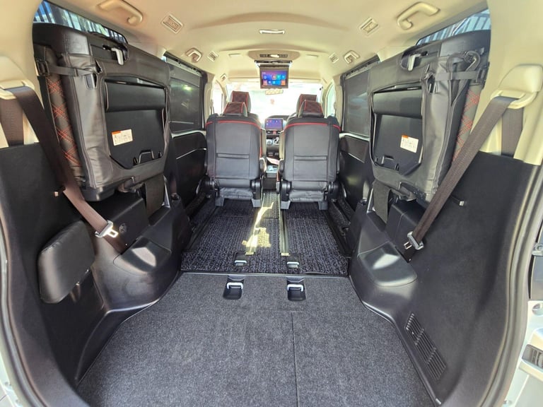 WE HAVE 6 MORE VOXY HYBRID AVAILABLE