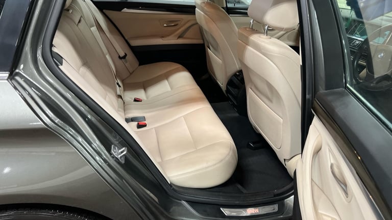 2014 BMW 5 Series 2.0 520d Luxury Touring Auto Euro 6 (s/s) 5dr ESTATE Diesel Automatic