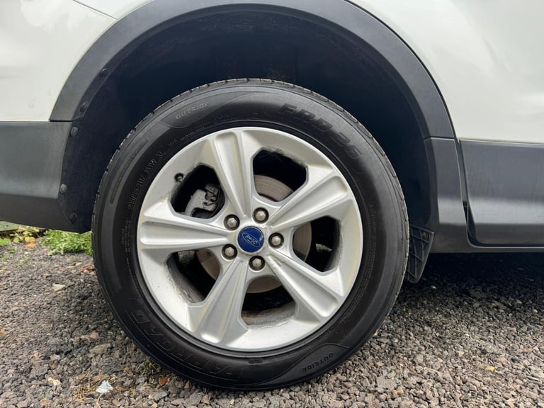 2016 Ford Kuga 2.0 TDCi EcoBlue Zetec Powershift AWD Euro 6 (s/s) 5dr HATCHBACK Diesel Automatic