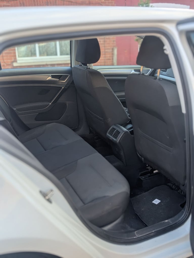 Volkswagen, GOLF, Hatchback, 2014, Manual, 1598 (cc), 5 doors