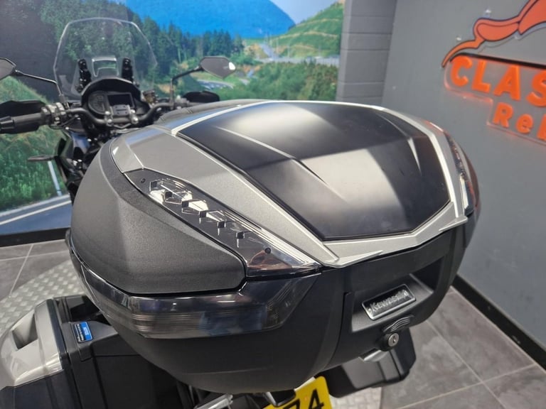 Kawasaki Versys 1000 SE Grand Tourer