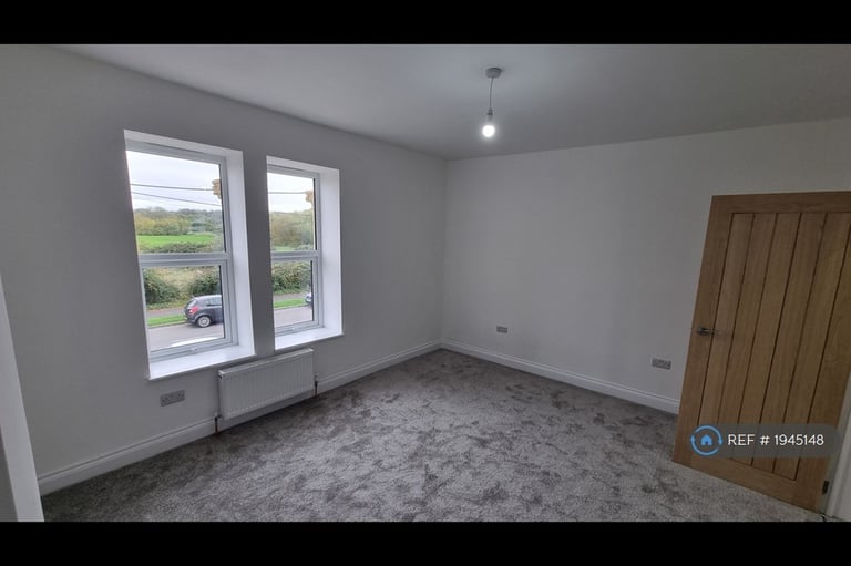 3 bedroom house in Strode Road, Clevedon, BS21 (3 bed) (#1945148)