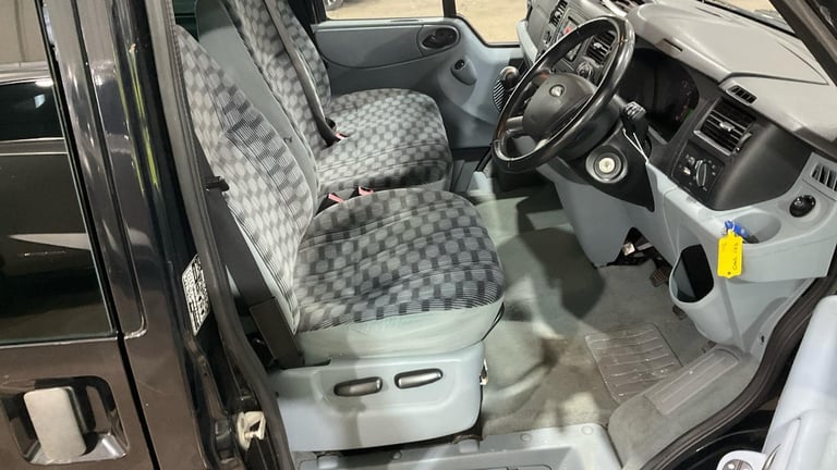 Ford Transit Tourneo 2.2 TDCi 280 Limited 9 Seat Minibus DIESEL MANUAL 2012/62