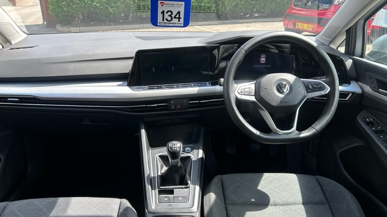 2022 Volkswagen Golf 1.0 TSI Life 5dr Petrol Hatchback Hatchback Petrol Manual