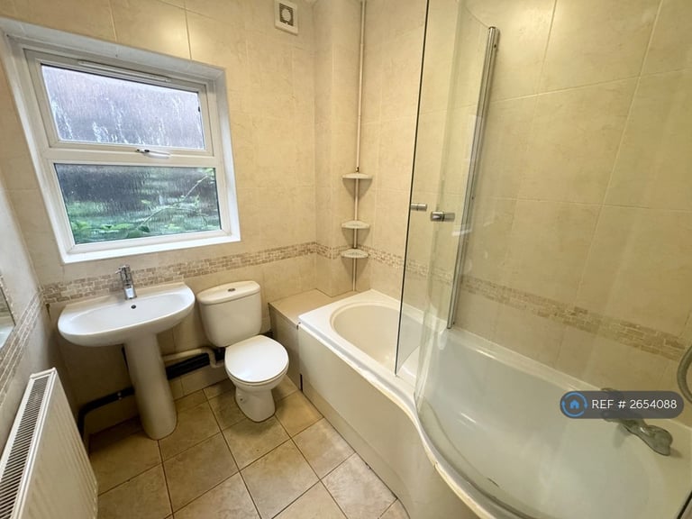 1 bedroom flat in St. Josephs Court, Gabalfa, Cardiff, CF14 (1 bed) (#2654088)