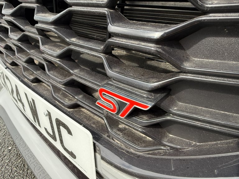 2024 Ford Puma 1.0T EcoBoost Hybrid mHEV ST 5dr DCT - Only 2,700 miles! Hatchback Petrol Automatic