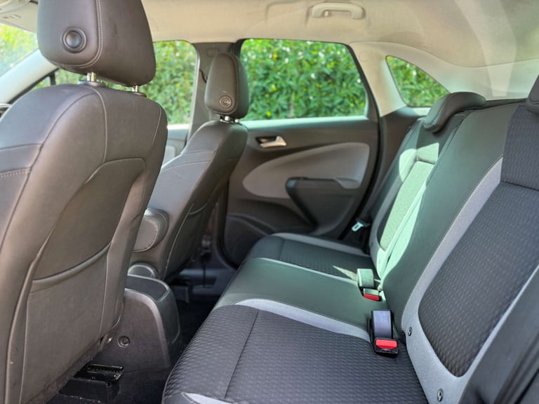 2019 Vauxhall Crossland X 1.2 Crossland X Business Edition Nav 5dr SUV Petrol Manual