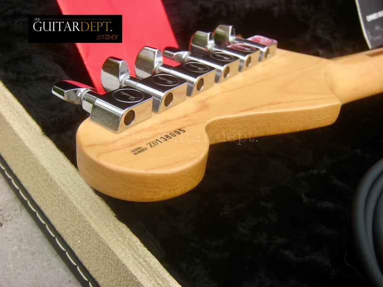 ♚ MINT ♚ 2001 FENDER American Standard STRATOCASTER USA ♚ SLIM C Neck ♚ 24 Yrs ! ♚ Professional