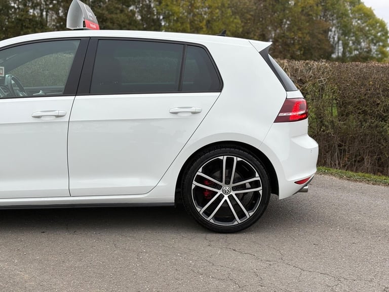 2016 Volkswagen Golf 2.0 TDI GTD 5dr [Nav] HATCHBACK DIESEL Manual