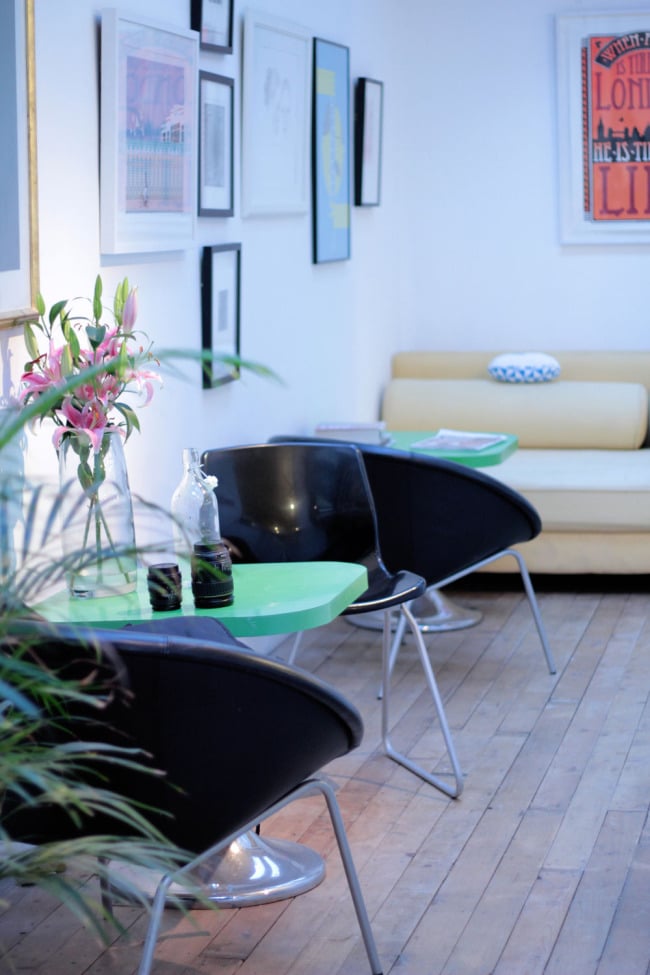 Desk Spaces in Dalston - 1 MONTH FREE - 2 month rolling contract £250pcm