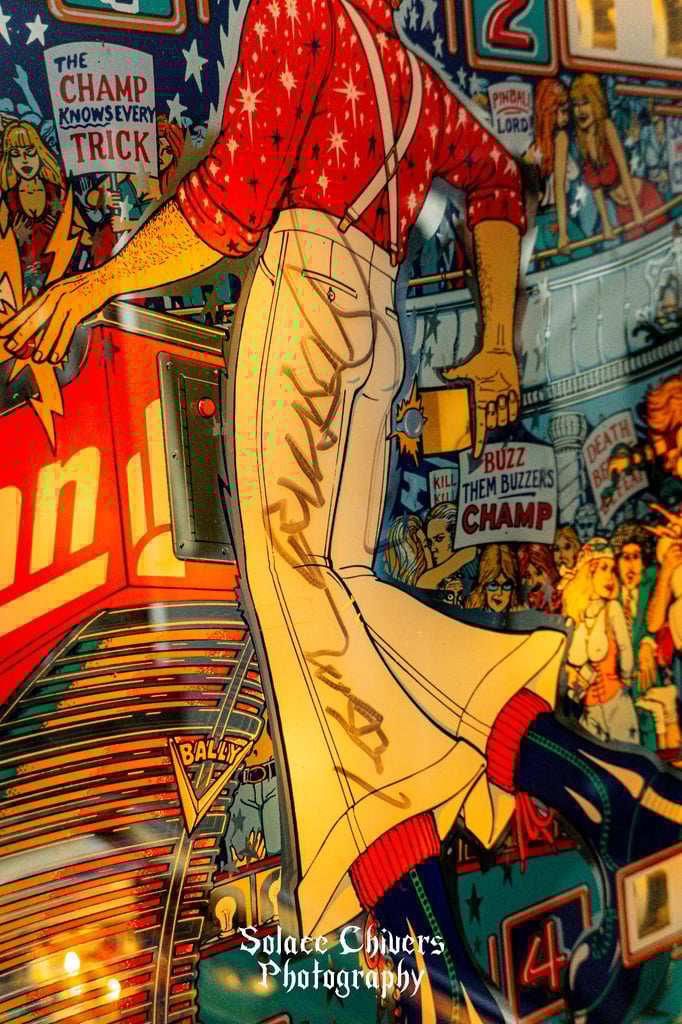 Elton John Arcade pinball machine Captain Fantastic KEN RUSSELL signed  