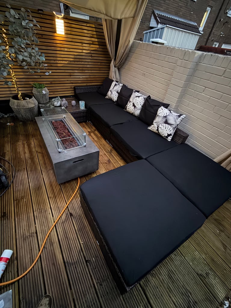 image for garden set 6 pieces with all cushions and protective cover 