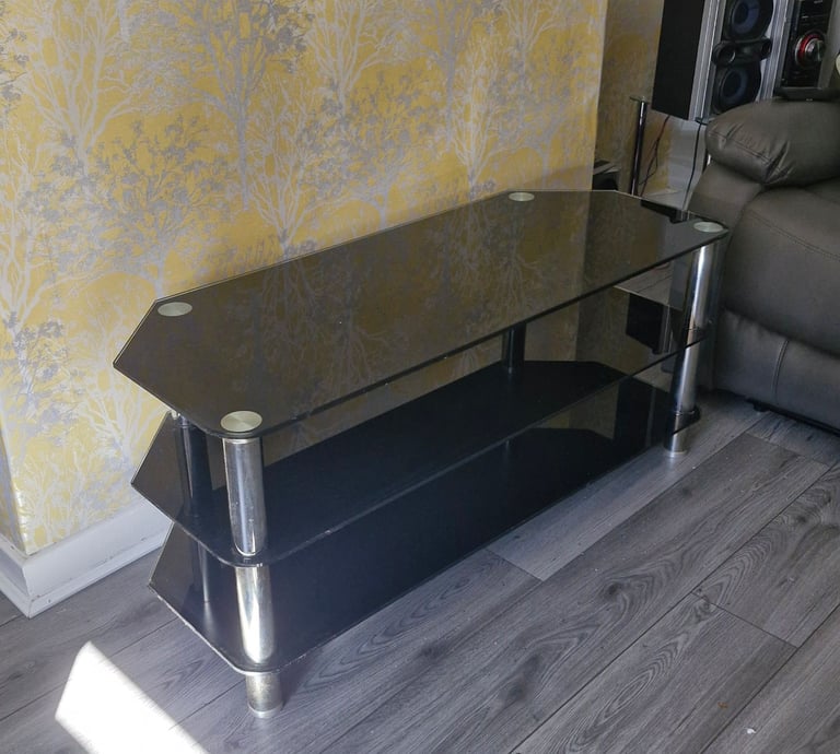 Tv Stand XL (Free)