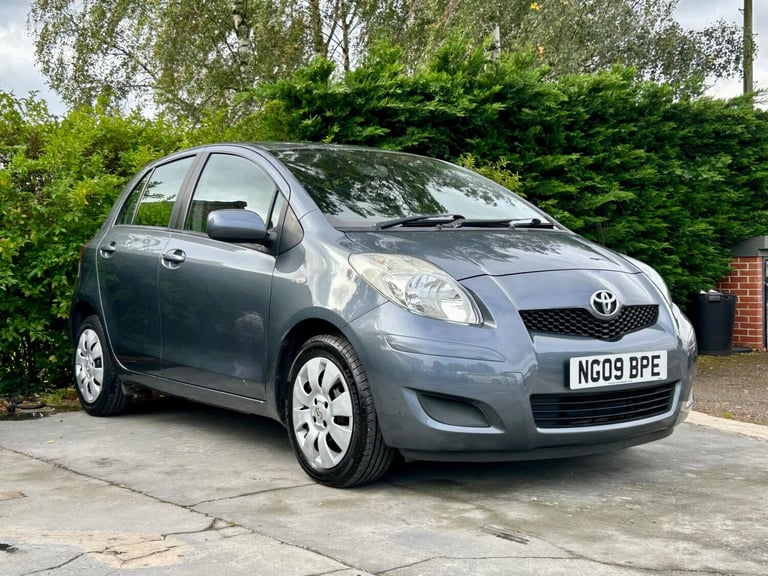 image for 2009 Toyota Yaris 1.0 VVT-i TR 5dr HATCHBACK PETROL Manual