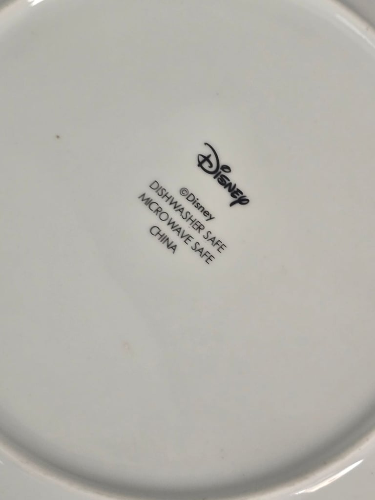 Disney- Bambi Dinner Plates