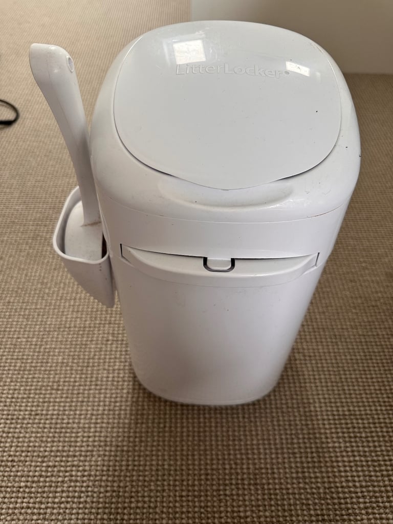 Cat litter locker 