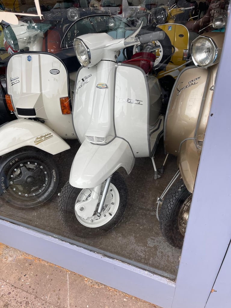 Lambretta LI 125 special scooter Italian 
