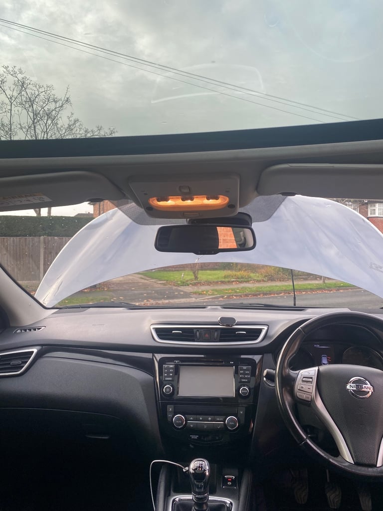 Nissan, QASHQAI, Hatchback, 2016, Manual, 1461 (cc), 5 doors