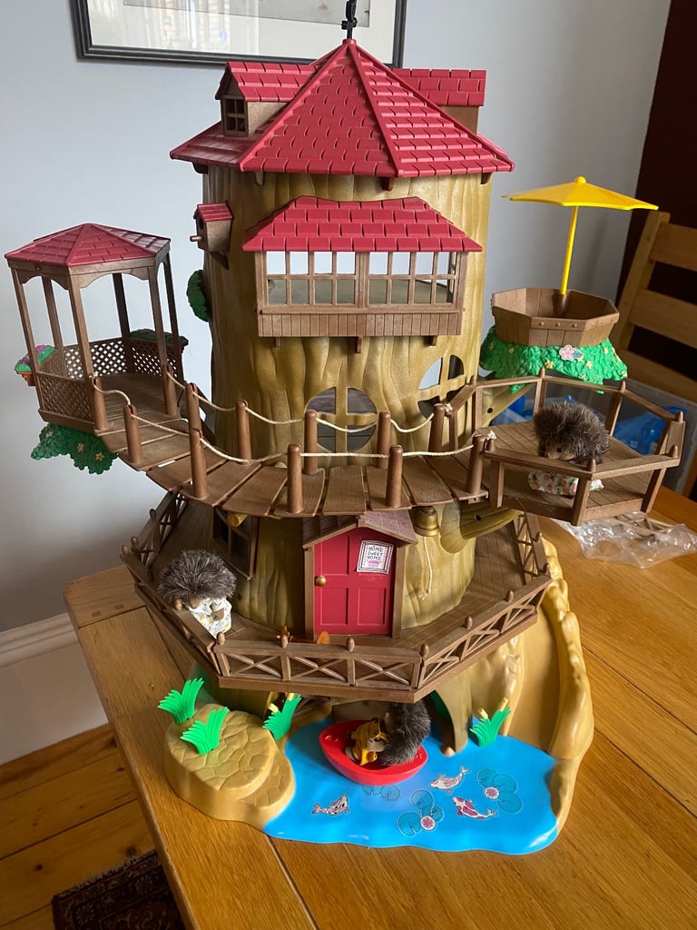 image for Sylvannian Families treehouse