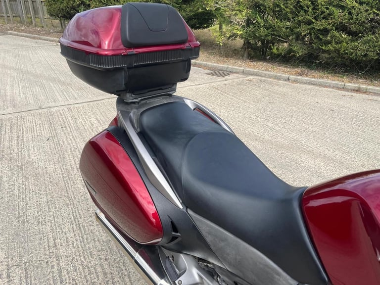 2008 HONDA DEAUVILLE NT700 VA-7 ABS NT700VA-7 NT 700 RED NICE NEW MOT