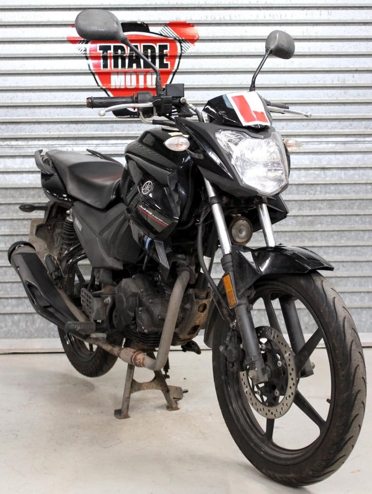 2018 18 YAMAHA YS 125 LEARNER LEGAL TRADE SALE BLACK 28K MILES NEW MOT YS125 YBR