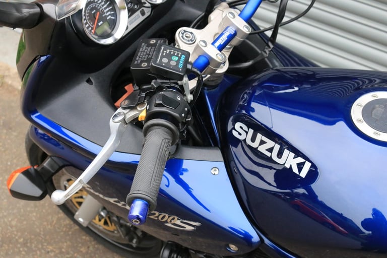 Suzuki GSF1200S K1 BANDIT 1200 2001