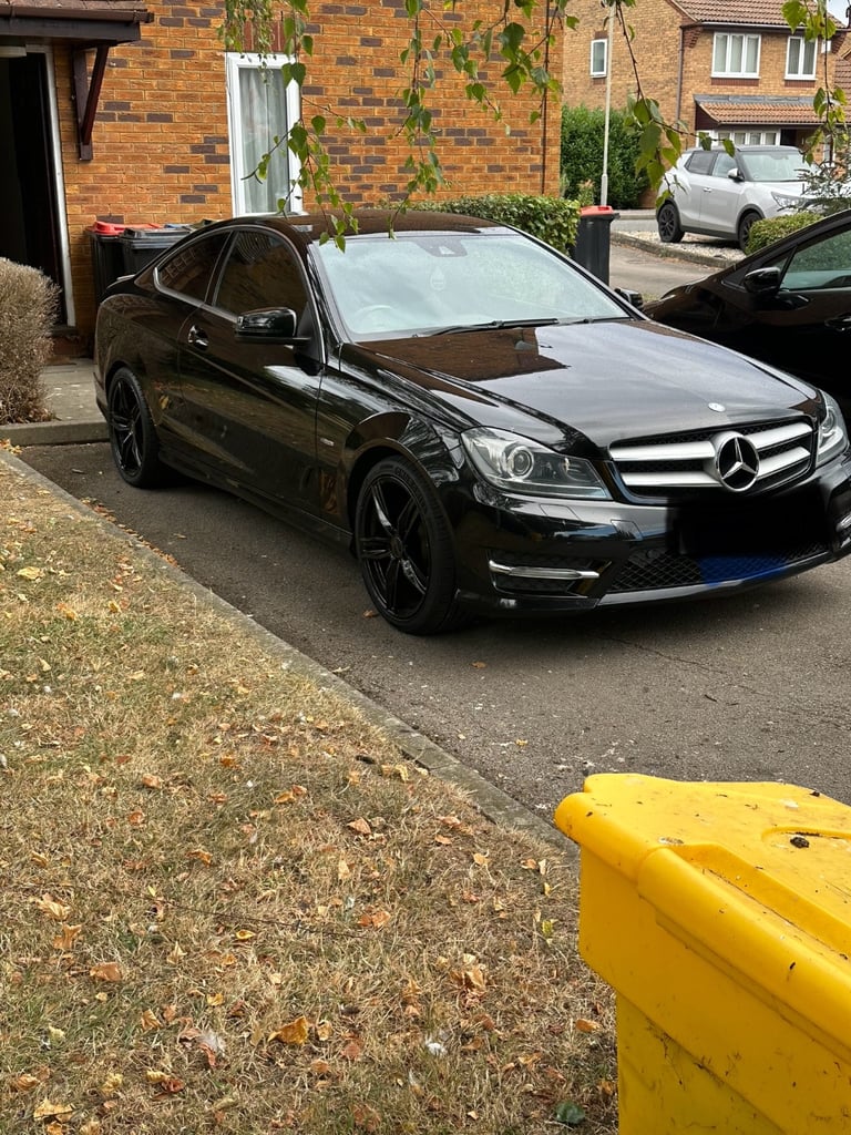 image for Mercedes-Benz, C CLASS, Coupe, 2012, Automatic, 2143 (cc), 2 doors